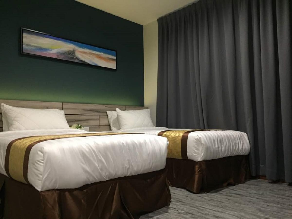 Meriton Inn Куантан Экстерьер фото