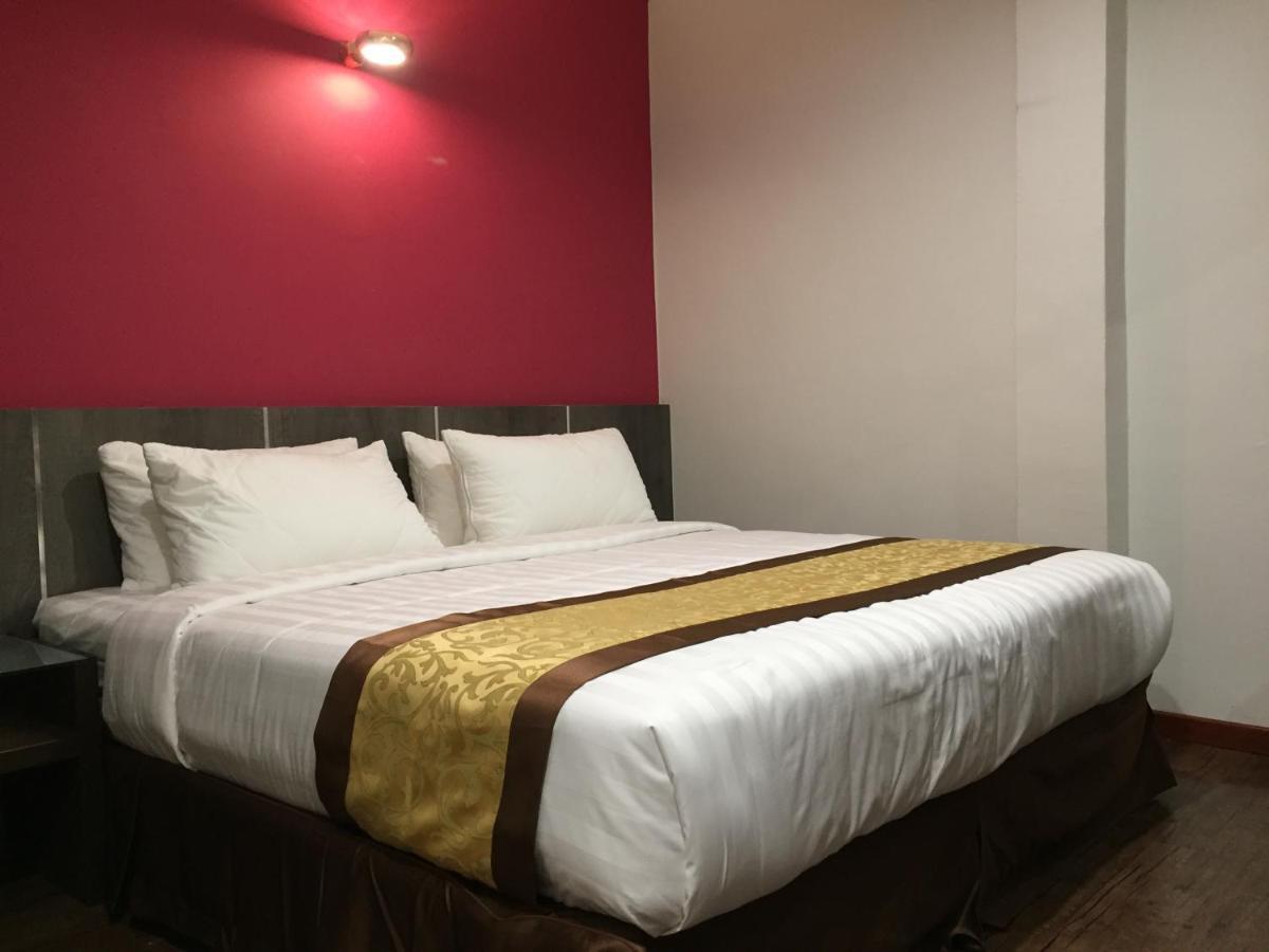 Meriton Inn Куантан Экстерьер фото